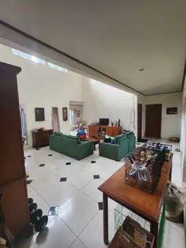 DIJUAL RUMAH 2 LANTAI DI PERUMAHAN PURI KENCANA