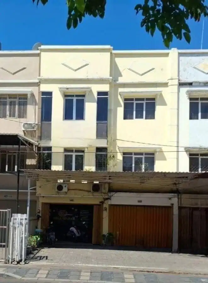Dijual 2 Ruko 3 lantai Jl. Raya Arjuno,Strategis, Nol jalan Raya
