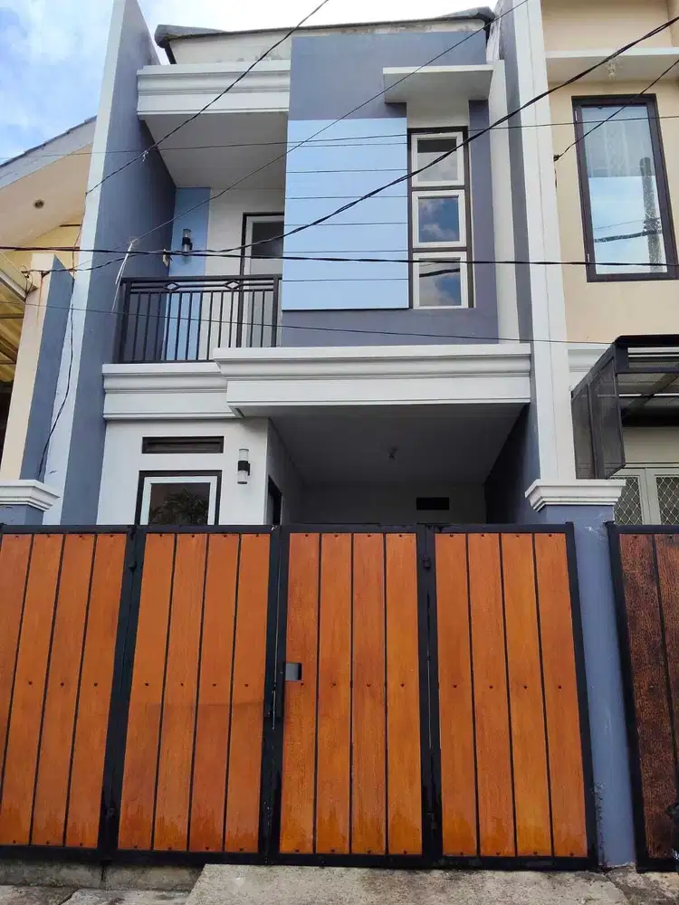 Dijual Rumah Baru New Gress 2 lantai Karang Empat