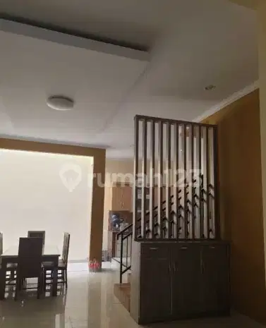 Rumah Modern Minimalis Siap Huni Cipondoh Tangerang