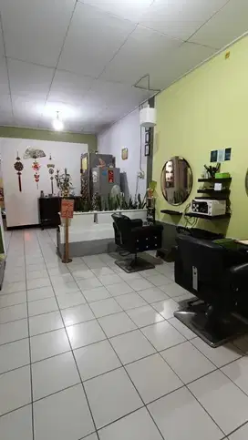 Dijual rumah dengan harga murah di jalan Puan Timur Kelapa Gading