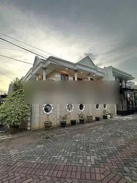 Rumah hook mewah cakep di Kalideres