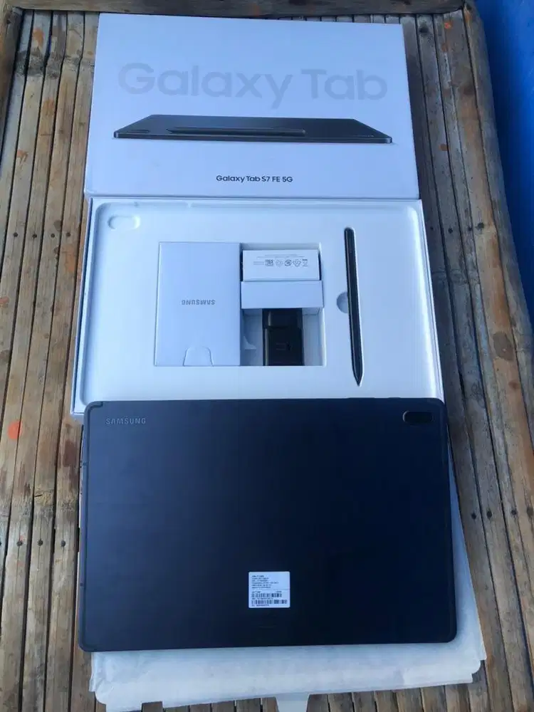 Samsung galaxy tab s7 fe 5g 6/128 gb full set mulus bisa tt
