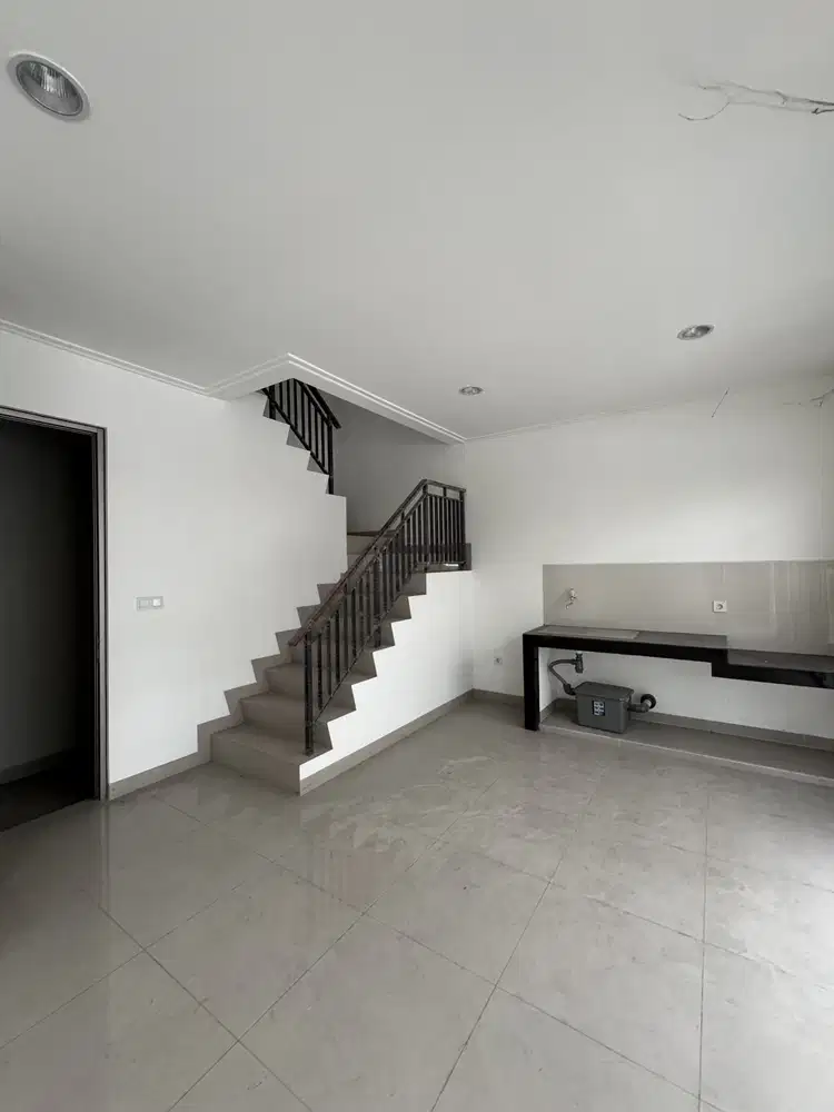 Rumah PIK 2 Scarlet Brandnew (8x10m)