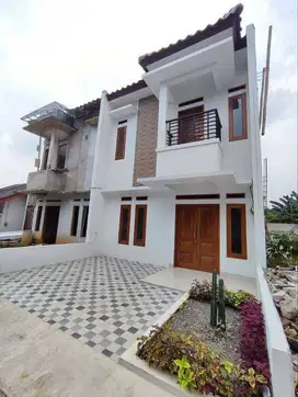 353 Hunian 2 Lantai Cantik dan Strategis di Ciputat, Tangerang Selatan