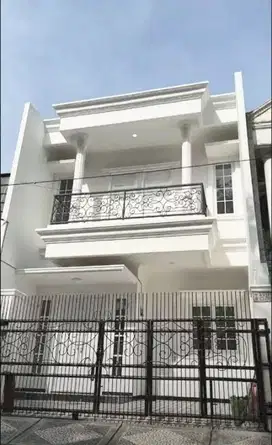 RUMAH BARU MEWAH PONDOK KELAPA