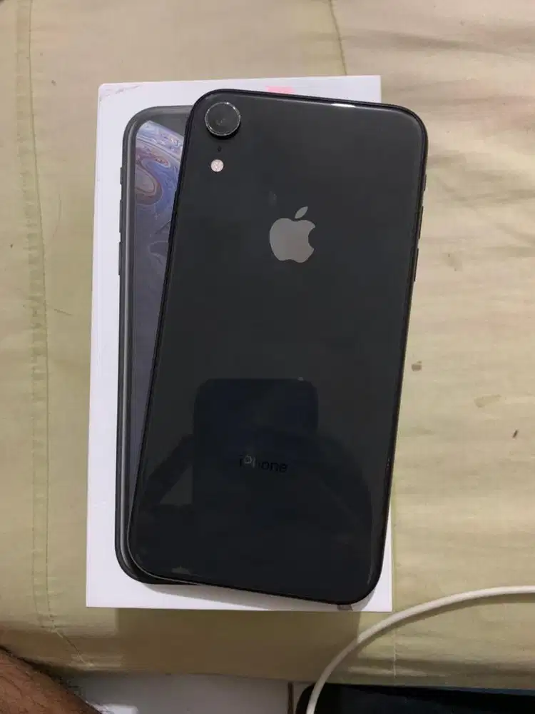 iphone xr 64gb inter