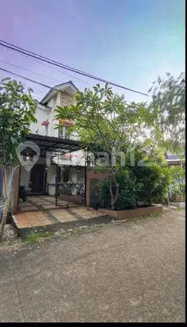 RUMAH NYAMAN DAN ASRI DI KOMPLEK GRIYA BINTARA INDAH