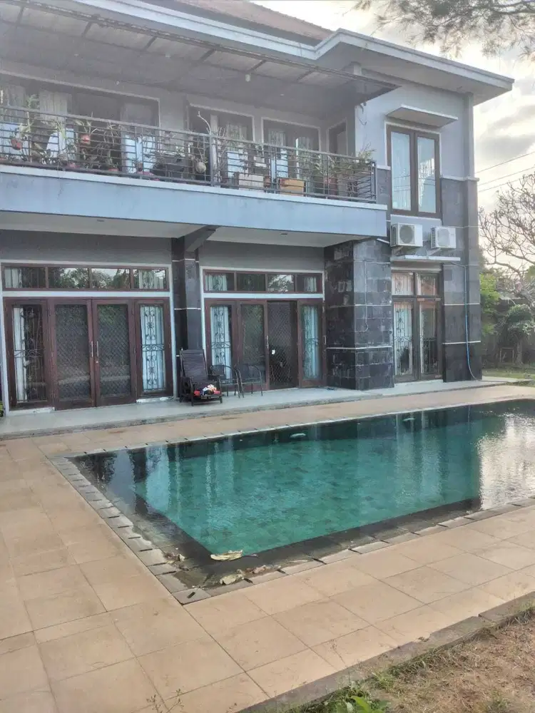 Rumah Raya Sesetan Bali, mewah full Furnish MURAH