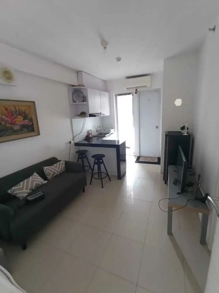 Unit sewa apartemen bassura tower dahlia tipe dua kamar