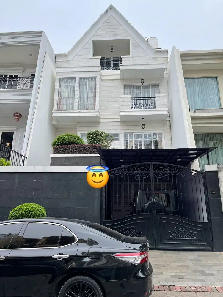 Jual Rumah PIK CLuster Manyar Permai 8x25 Semi Furnished