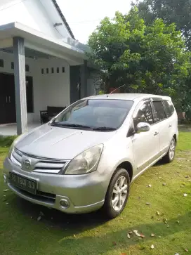 Grand Livina 2011