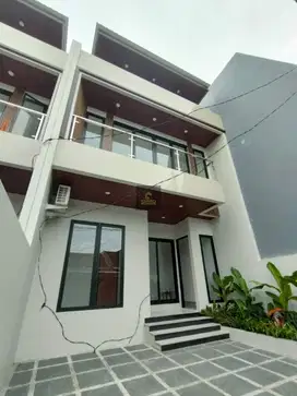 Jual Rumah 2 Lantai Modern Kontemporer di Vila Dago Pamulang