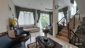 Dijual Rumah Resort Dago Pakar Ada Kolam Renang Type Downslope