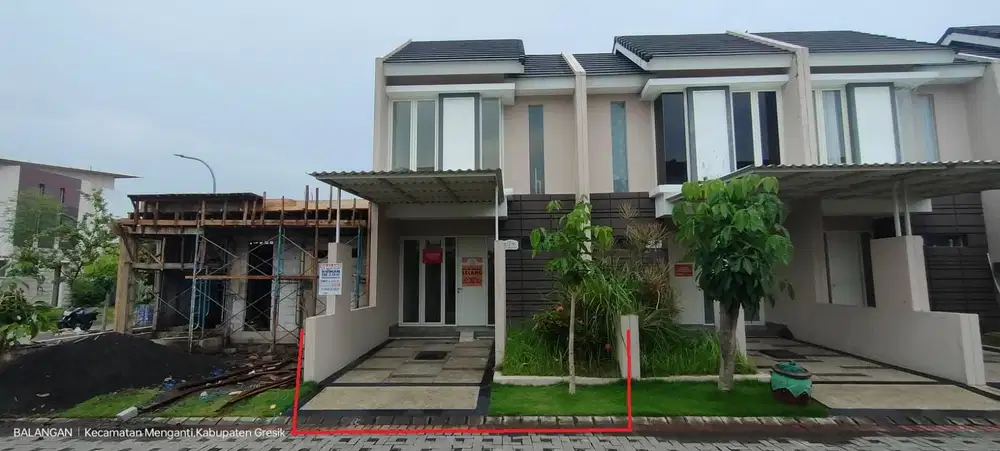 Rumah Murah Dua Lantai di Grand Shanaya Puri Safira Menganti - Gresik