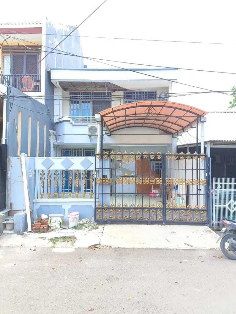 DIJUAL RUMAH BAGUS 2 LANTAI HADAP SELATAN HARGA MURAH DI KALIDERES