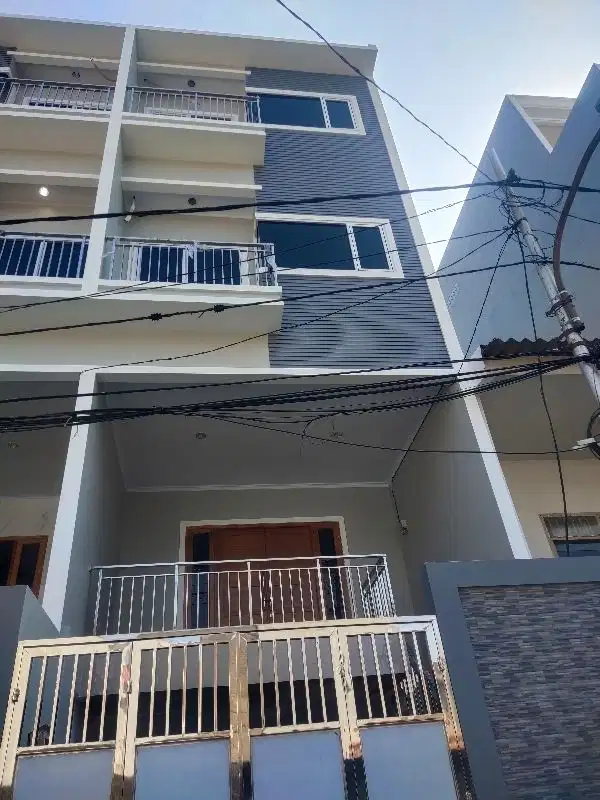 Rumah Bangunan Baru Vikamas 3 Unit Dijual