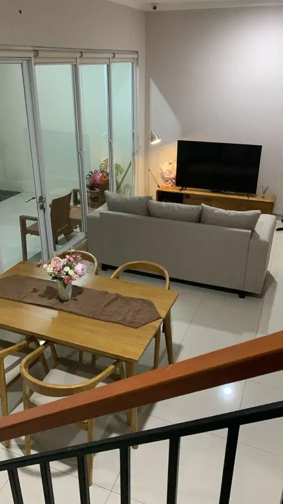 Rumah Cluster semi furnished termurah dekat akses tol di grand wisata