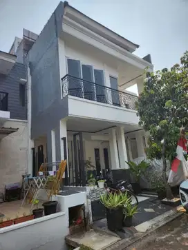 Rumah mewah di cluster harmony harapan indah