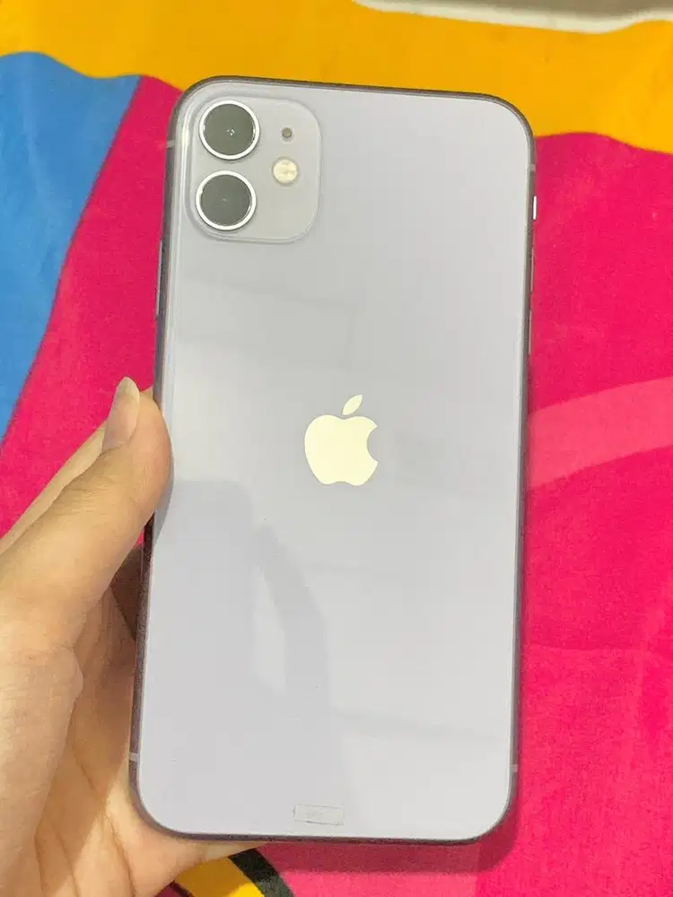 Iphone 11 64GB Ungu ex IBOX