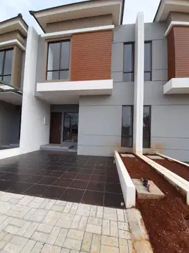 Dijual rumah cantik di Graha Fortune  Graha Raya TsngSel