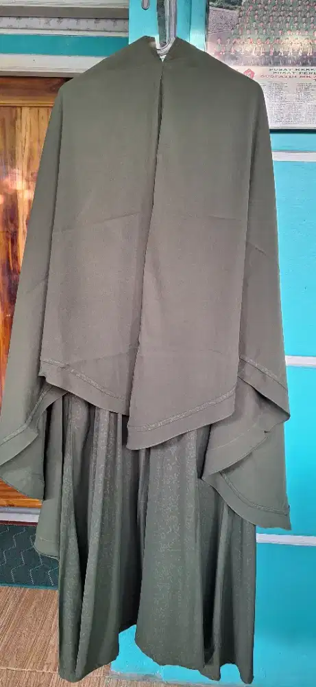 Gamis Set Jilbab Panjang Preloved