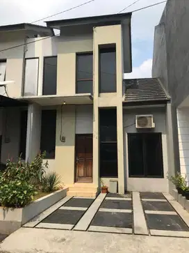 Dijual rumah villa selecta ciater serpong