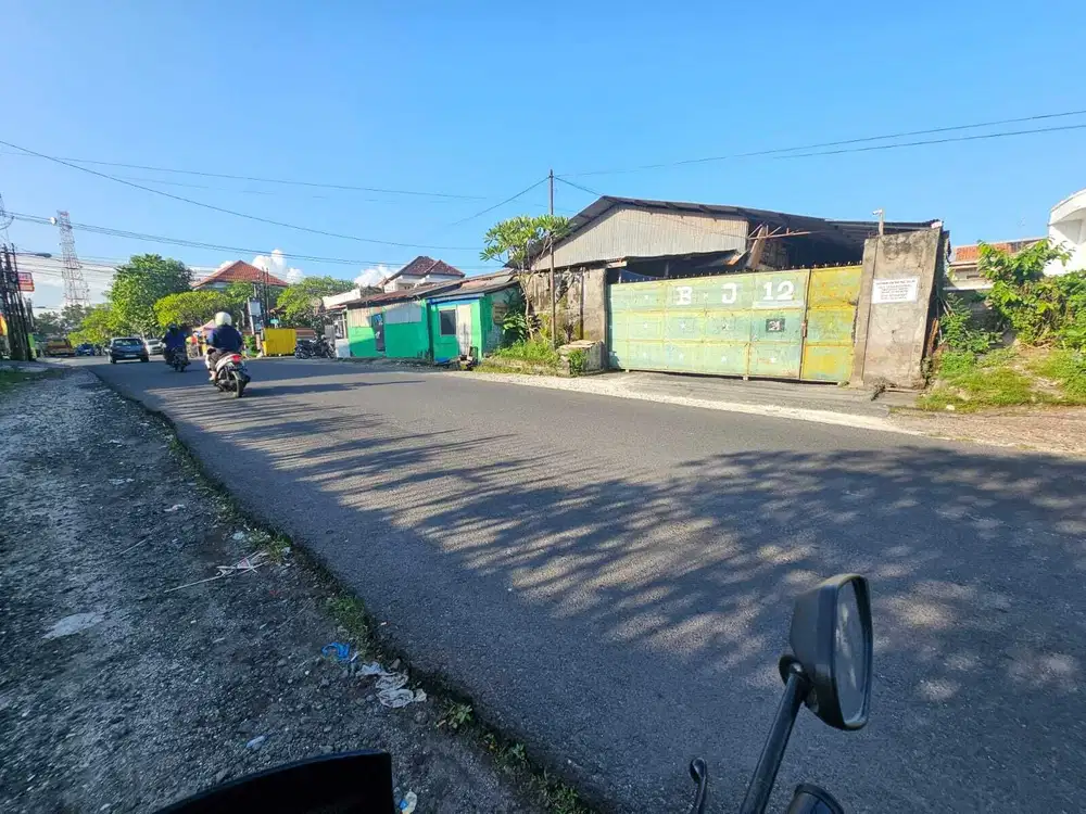 Tanah Raya Gunung Catur Denpasar Barat