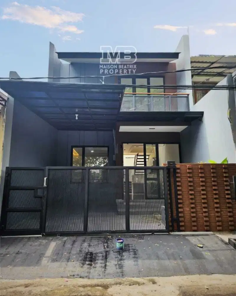 DIJUAL RUMAH CANTIK MINIMALIS 2LT SIAP HUNI DI KENCANA LOKA  - BSD