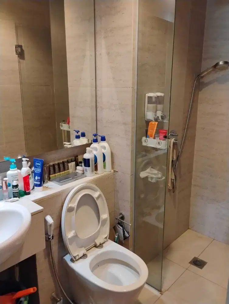 Dijual Apartment Taman anggrek residence lokasi Strategis