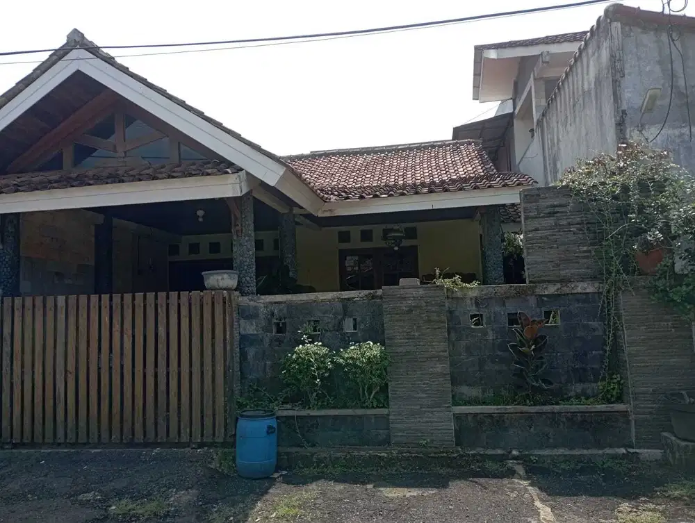 Jual rumah cisauk suradita