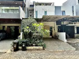 Jual Harga Murah Casa Jardin 3 Lantai Full Renovasi