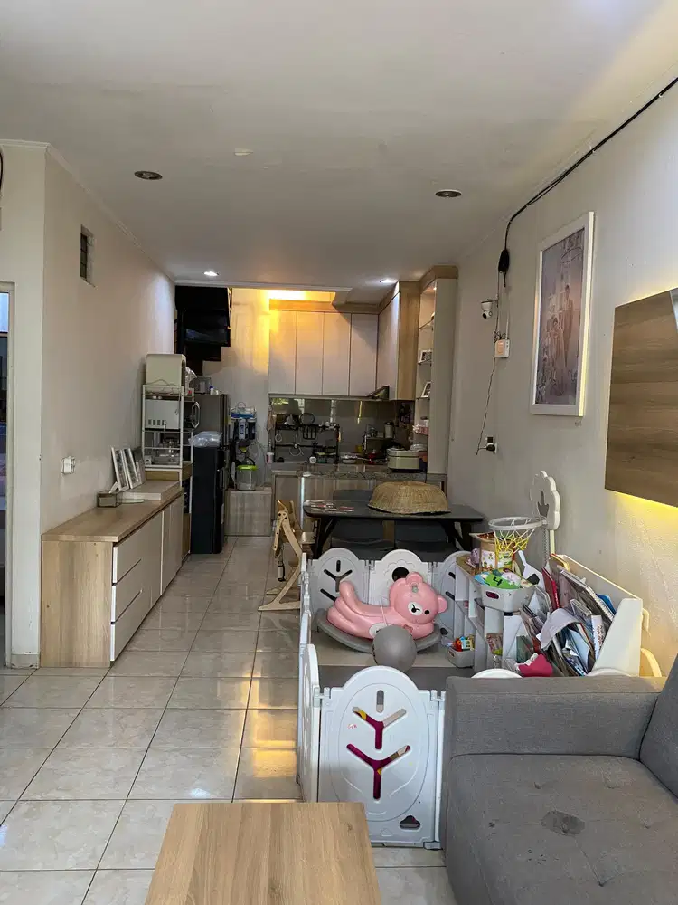 Rumah metland puri furnish 1,5 lantai