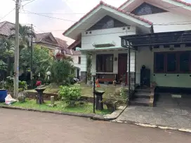 Disewakan Bulanan Rumah Pesona Khayangan Blok CK no 28
