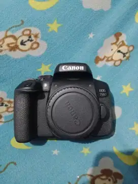 CAMERA CANON EOS 750D