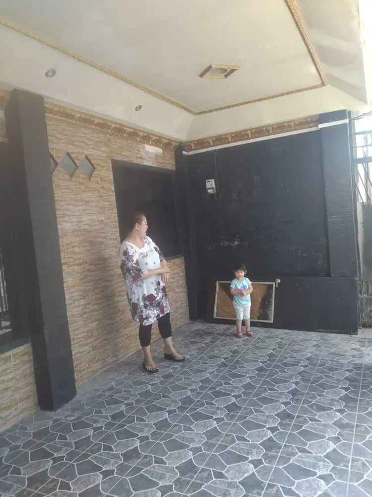 DIJUAL & SEWA  Rumah Villa Taman Bandara 2 Lantai Tanah Luas