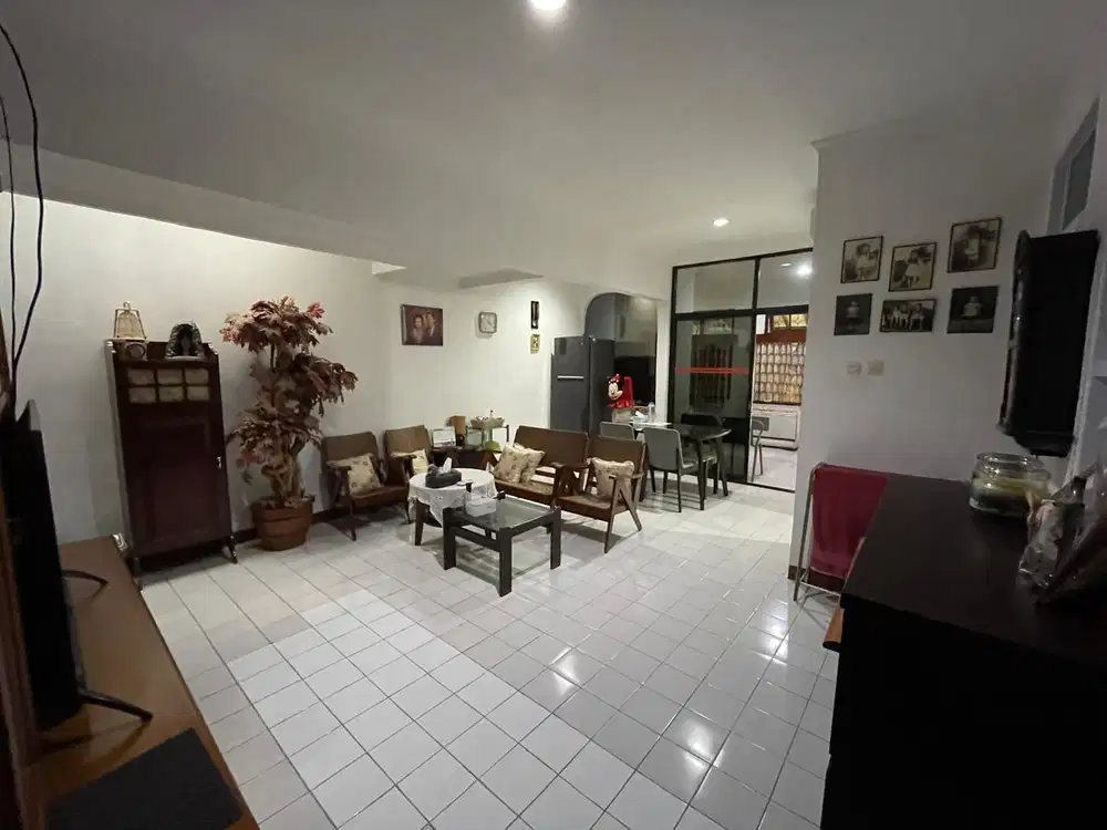 Rumah bagus puri indah luas 152 m2  siap huni