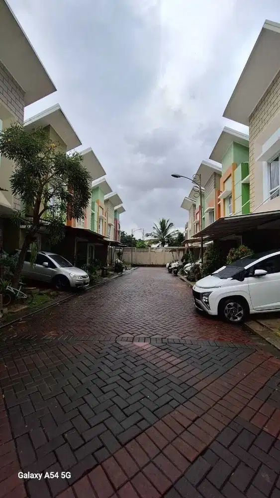 Disewakan Rumah gading Serpong