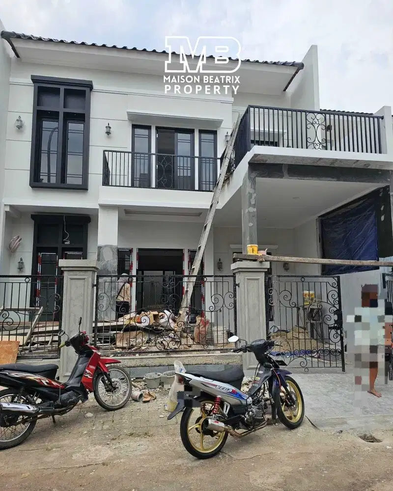 JUAL CEPAT RUMAH 2LT TAMAN CRYSANT BSD TAHAP FINISHING OPEN NEGO