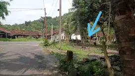 DIJUAL CEPAT DENGAN HARGA MURAH TANAH DI DEKAT SMK SAYEGAN AKSES MUDAH. JK10389