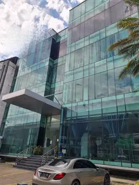 DIJUAL GEDUNG JL WOLTERMANGUNSIDI KEB BARU JAKSEL