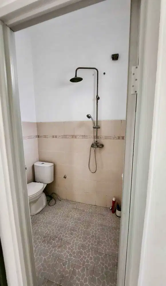 Rumah dijual di dalam Cluster di Jl Sukabakti  Ciputat, Tangsel