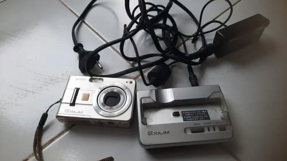 Pocket camera fullset minus box