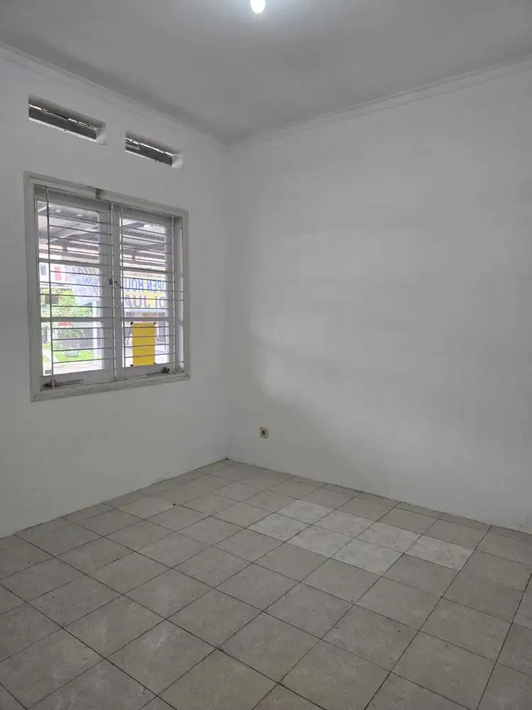 Dijual Rumah Minimalis Modern Di Area Exlusive Kota Baru Parahayangan