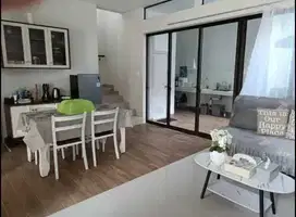dijual sewa rumah cantik minimalis furnish di flora summarecon