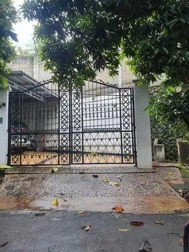 Rumah 2 lantai Culdesak SHM Siap Huni Semi Furnished di Bintaro CL 040