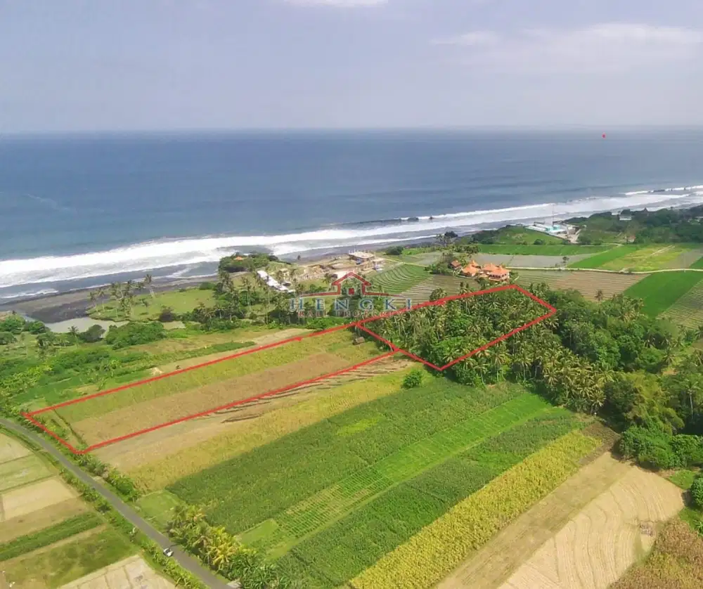 Tanah dekat pantai abian kapas los sungai di Tabanan