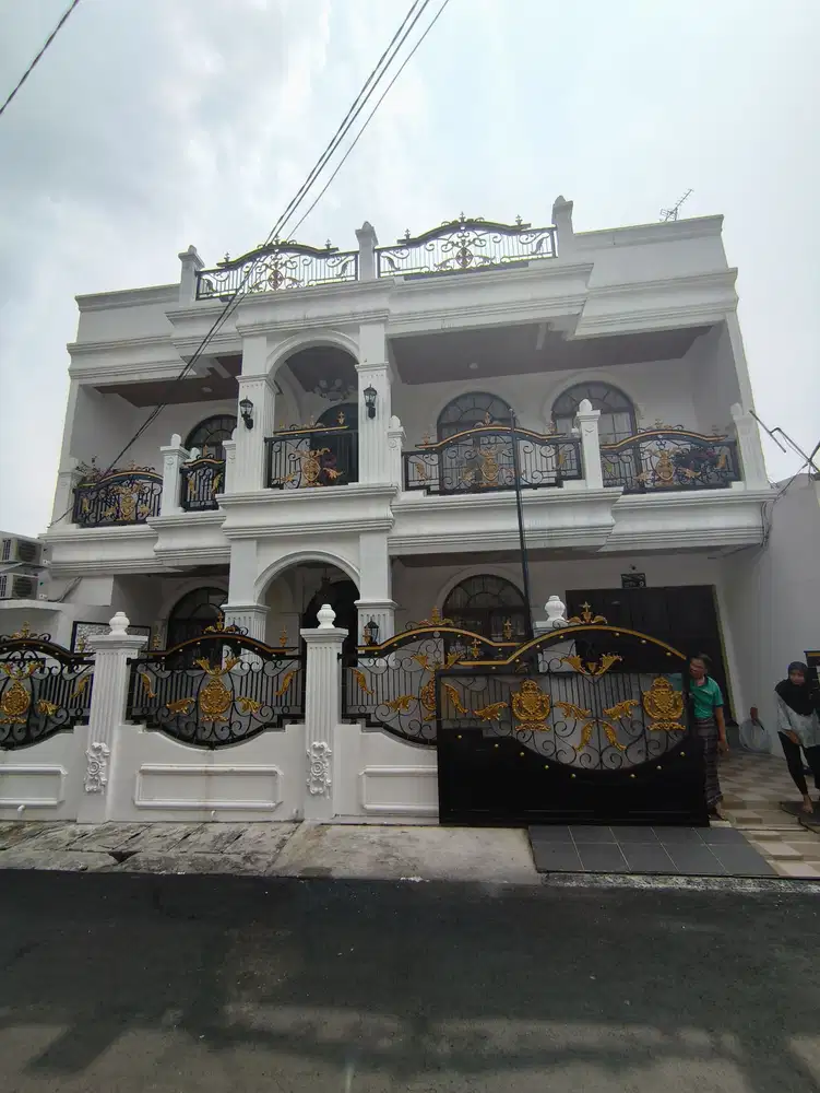 Di jual rumah mewah 2 lantai di cengkareng indah jakarta barat