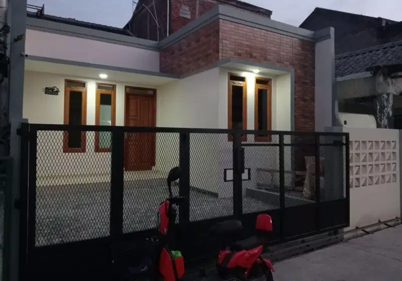 Rumah baru dipermata biru dkt panyileukan  dan gede bage