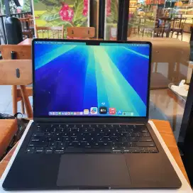 Apple Macbook Air M2 Chip 13.6 inch 16gb/256Gb-Midnight  Resmi Ibox